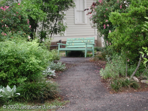 gardenbench.jpg